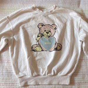 H&M - white cropped crewneck